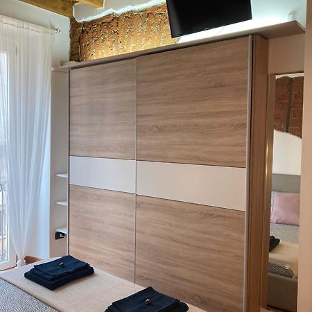 Bilocale Sforza Milano Centro !! Apartman Kültér fotó